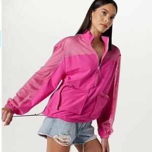 The Drop Women's Parachute Cargo Anorak with Mesh Detail 😍